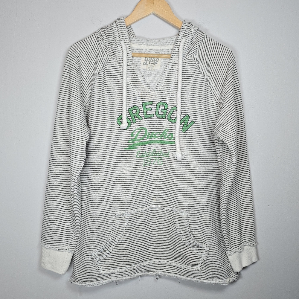 Blue 84 Women's Stripe Oregon Ducks Graphic Print Hoodie V-Neck Sweatshirt XL
